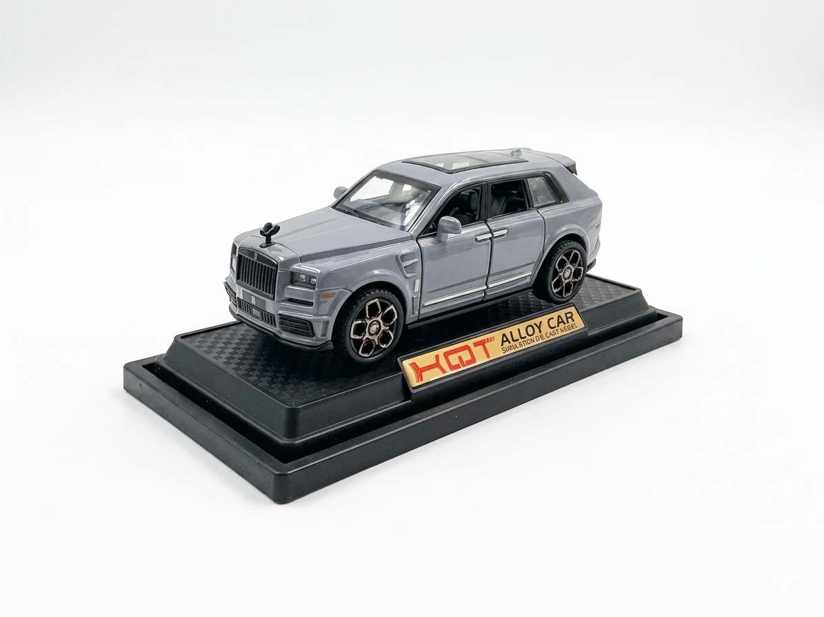1:35 Scale Die-Cast Luxury SUV Model