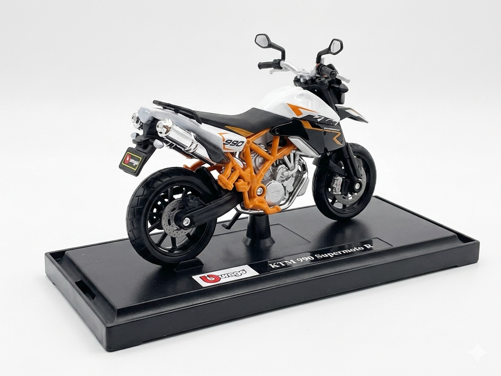 Bburago 1:18 Scale KTM 990 Supermoto Diecast Motorcycle Model