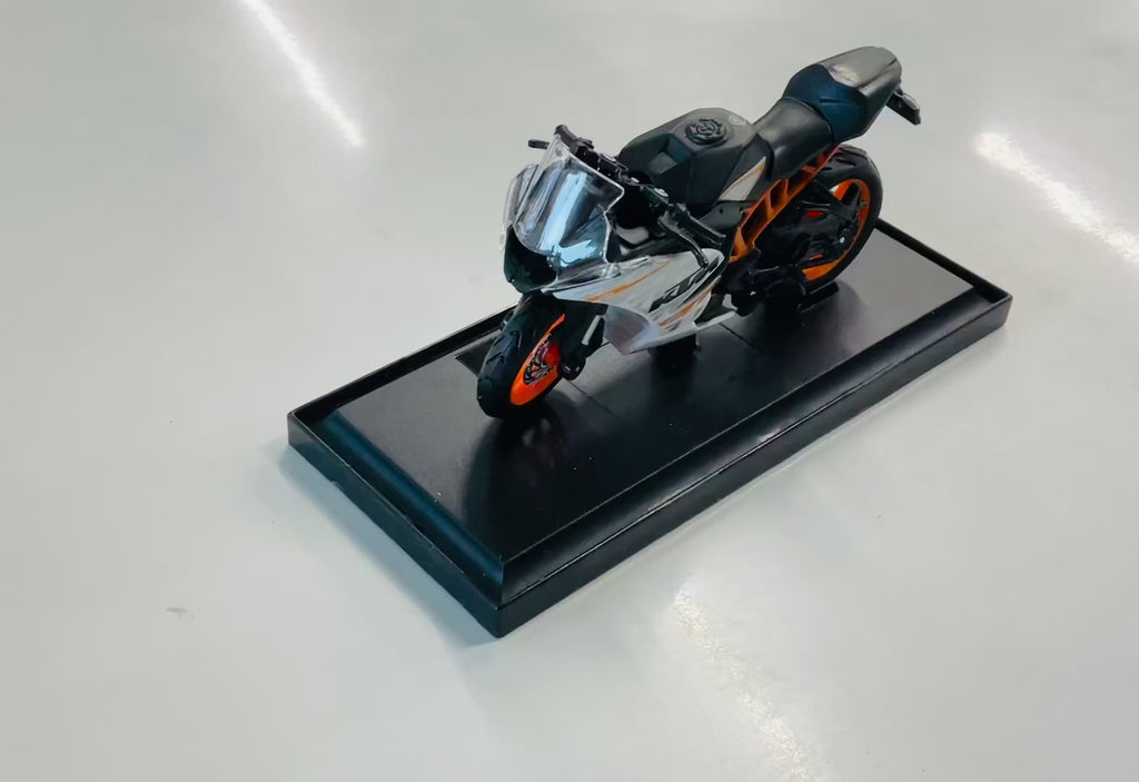 Maisto 1:18 Scale KTM Diecast Motorcycle Model